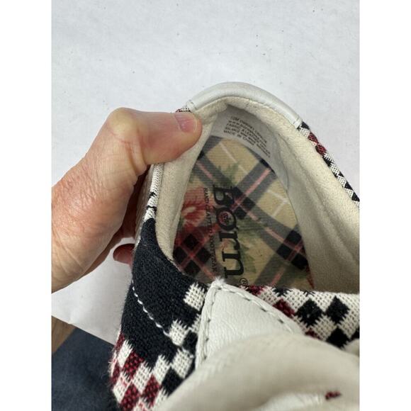 Born Tamara Sneakers Women's Size 10 Blue Red Plaid Checkered Preppy Comfort - Picture 11 of 12